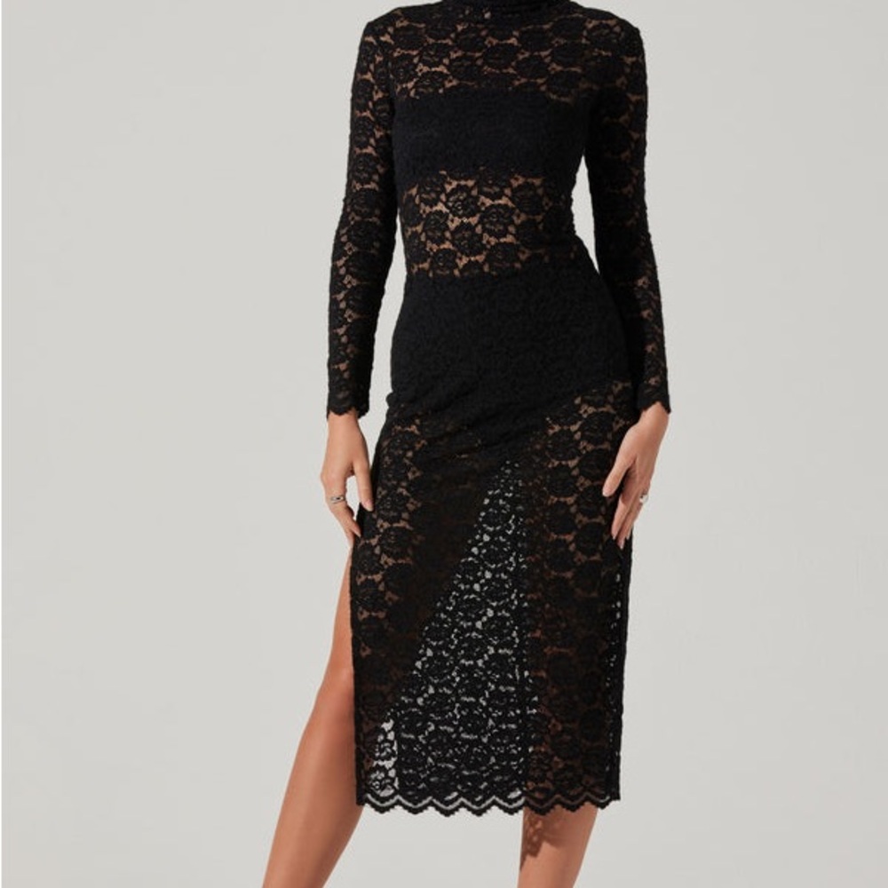 ASTR the Label Elmy Lace Mini Dress Size Large